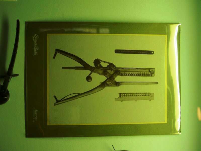 VitrineSemmelweisMuseumBudapest2006-006