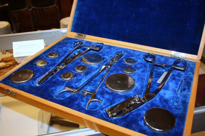 stapler_exhibion_prague_2009__007a