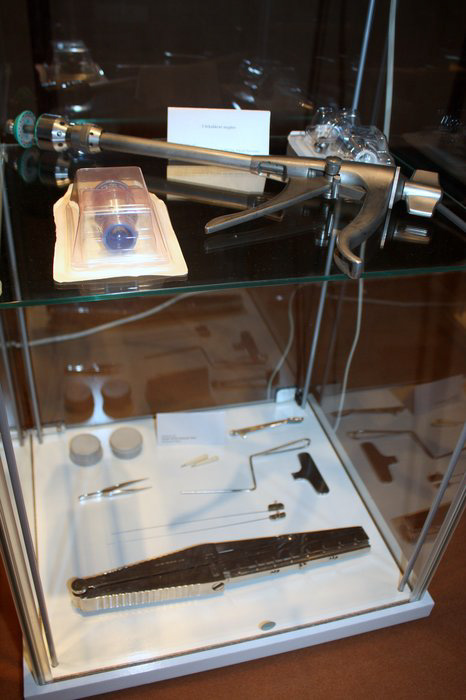 stapler_exhibion_prague_2009__015