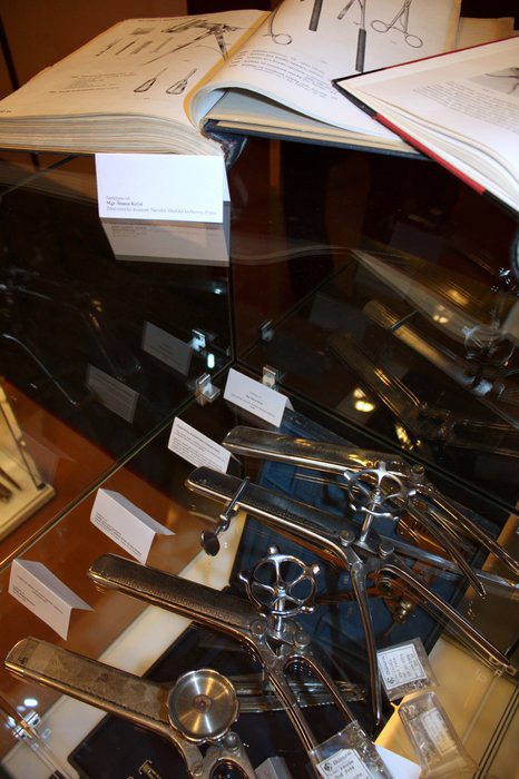 stapler_exhibion_prague_2009__019