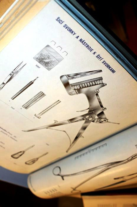 stapler_exhibion_prague_2009__022